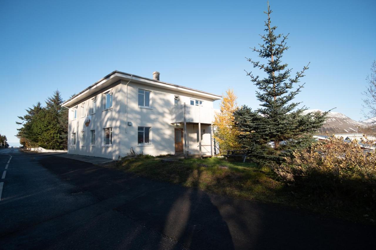 The Guesthouse By The Fjord Thingeyri Exterior foto